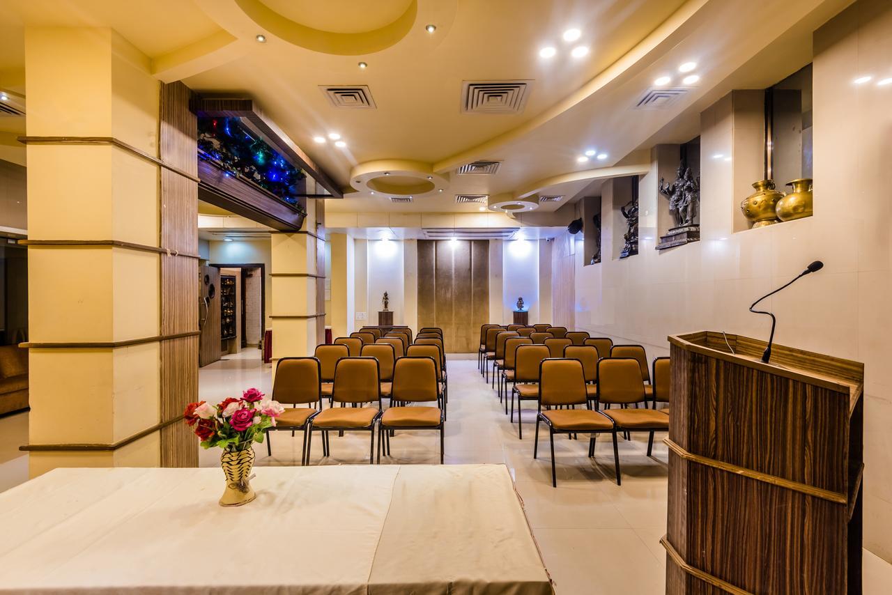 Hotel Panchratna Panvel Exterior photo