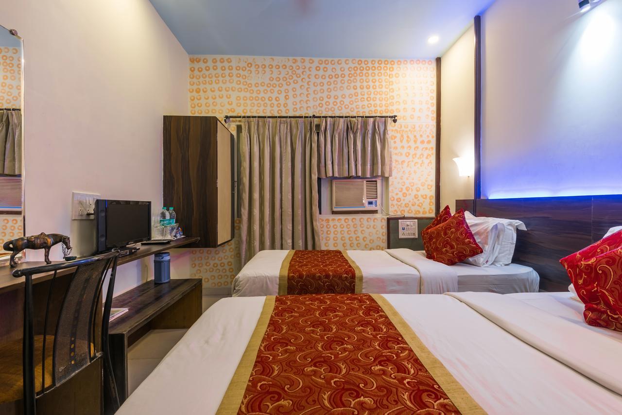 Hotel Panchratna Panvel Exterior photo