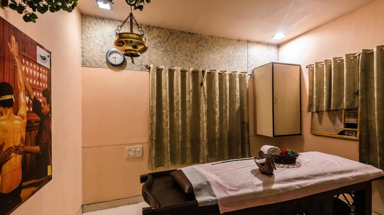Hotel Panchratna Panvel Exterior photo
