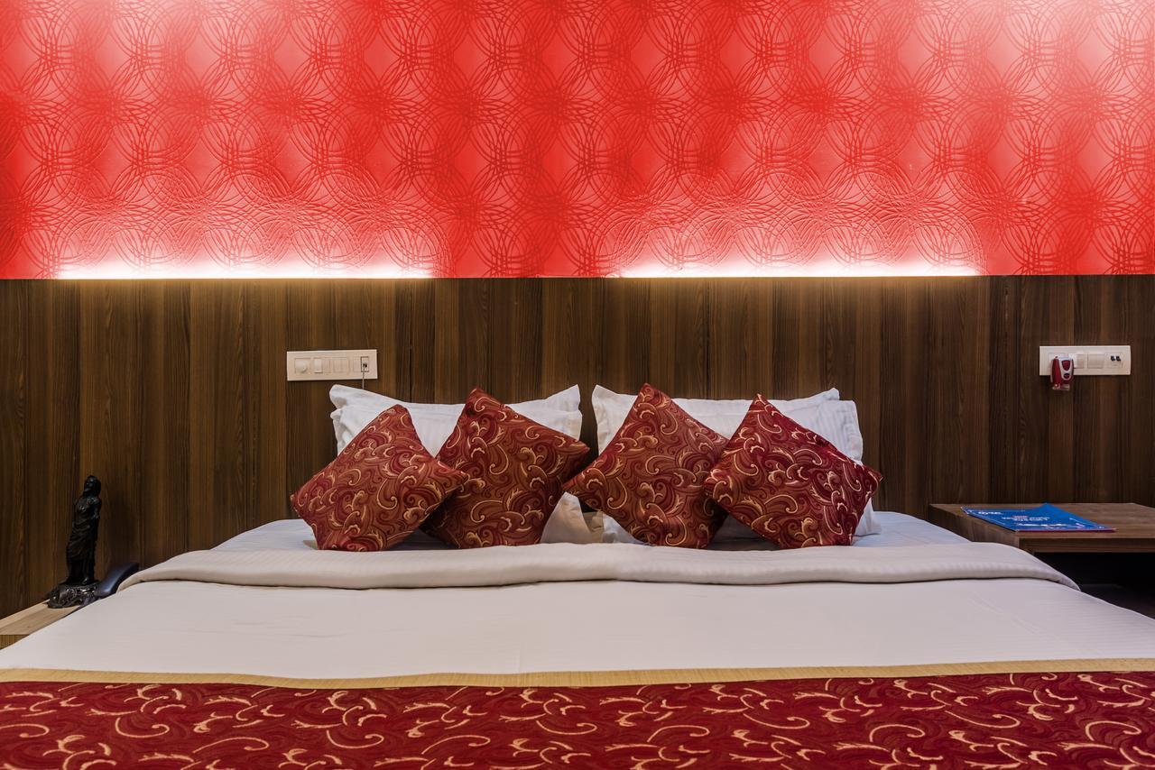 Hotel Panchratna Panvel Exterior photo