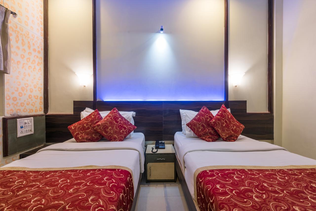Hotel Panchratna Panvel Exterior photo