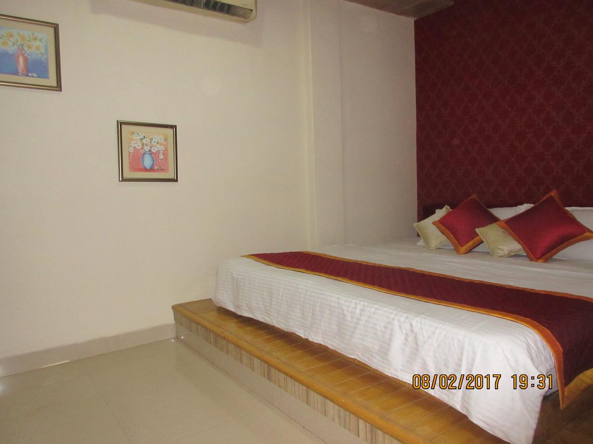 Hotel Panchratna Panvel Exterior photo